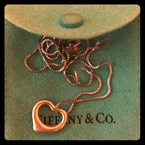 Tiffany’s Elsa Peretti pendant with chain